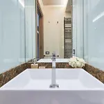 Easylife - - Menotti 2a - Porta Venezia Διαμέρισμα *