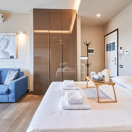Apartamento Easylife - Monolocale Con Balcone In Porta Venezia Milão