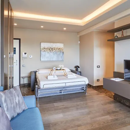 Easylife - Monolocale Con Balcone In Porta Venezia Milão