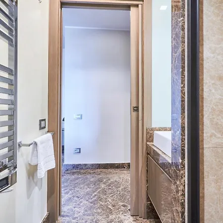 Easylife - Monolocale Con Balcone In Porta Venezia * Milano